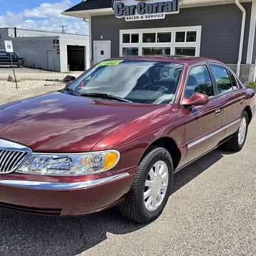2001 Lincoln Continental Sedan 4D