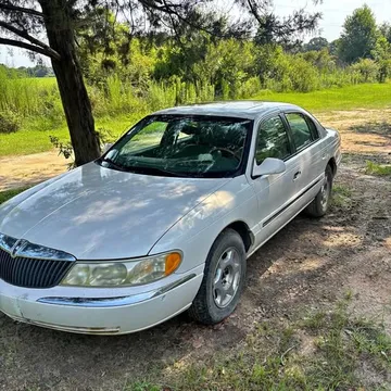 2001 Lincoln Continental · Sedan 4D