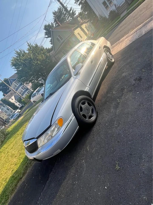 2001 Lincoln Continental 9th Gen - Image 6 of 8