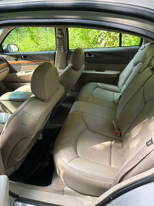 2001 Lincoln Continental 9th Gen - Image 9 of 11