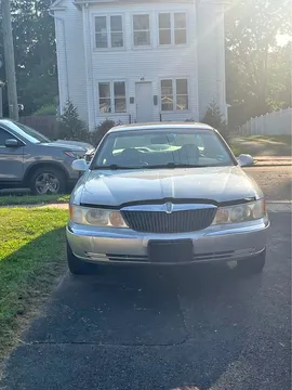 2001 Lincoln Continental Sedan 4D