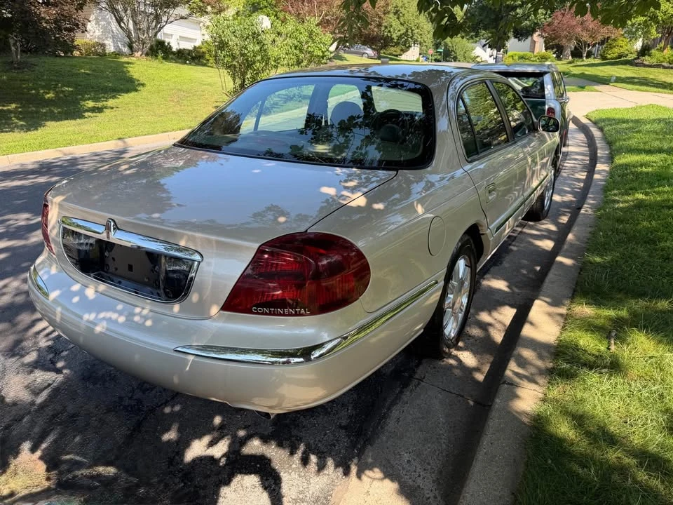 2001 Lincoln Continental 9th Gen - Image 5 of 13