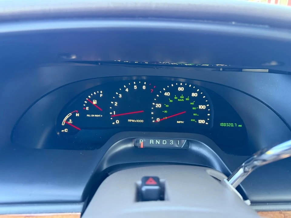 2001 Lincoln Continental 9th Gen - Image 15 of 15
