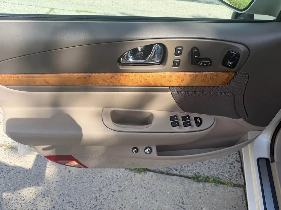2001 Lincoln Continental 9th Gen - Image 12 of 15
