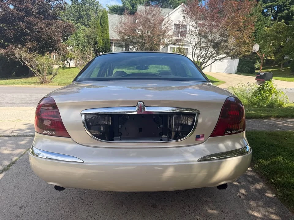 2001 Lincoln Continental 9th Gen - Image 4 of 15
