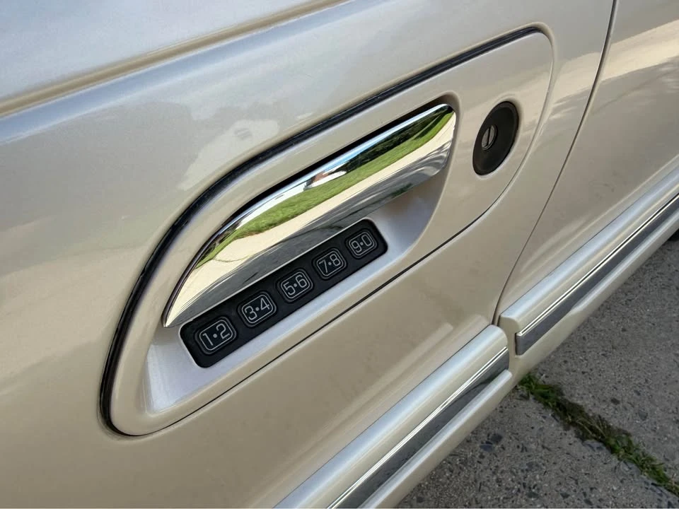 2001 Lincoln Continental 9th Gen - Image 7 of 15