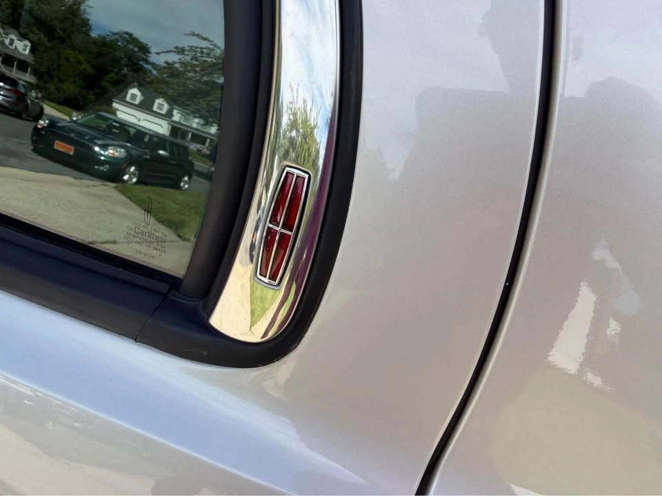 2001 Lincoln Continental 9th Gen - Image 8 of 15