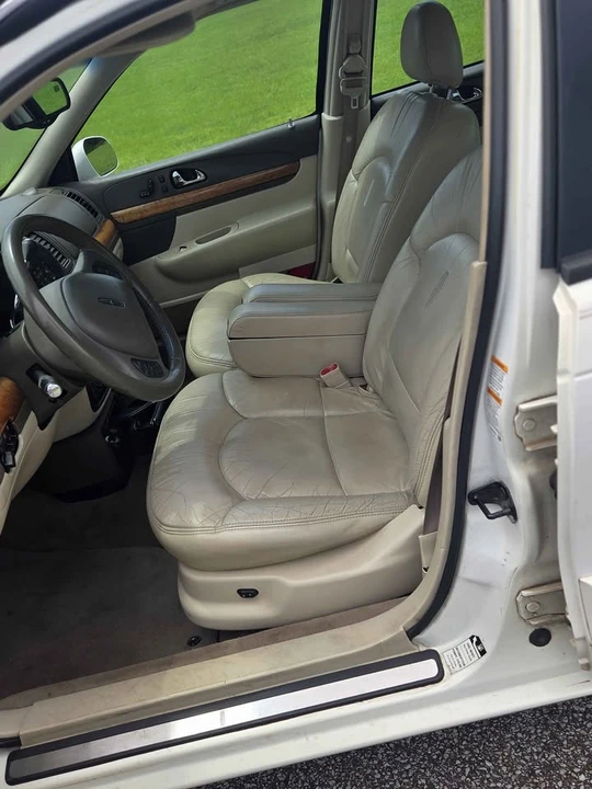 2001 Lincoln Continental 9th Gen - Image 10 of 15