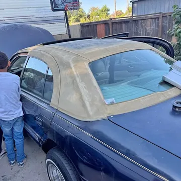2001 Lincoln Continental Signature Sedan 4D