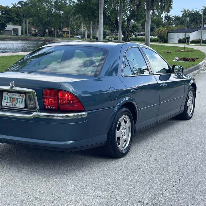 2001 Lincoln LS - Image 11 of 12