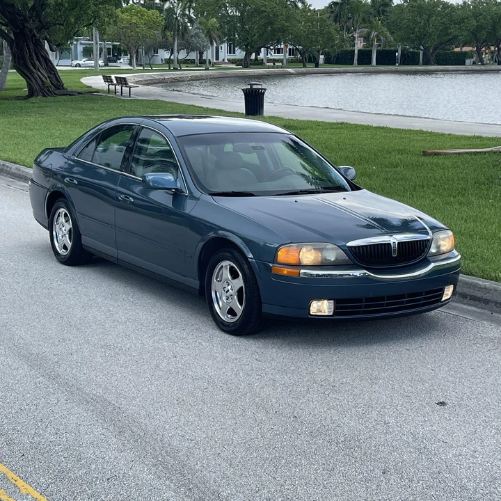 2001 Lincoln LS - Image 2 of 12