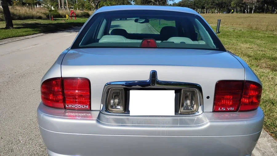 2001 Lincoln LS - Image 4 of 18