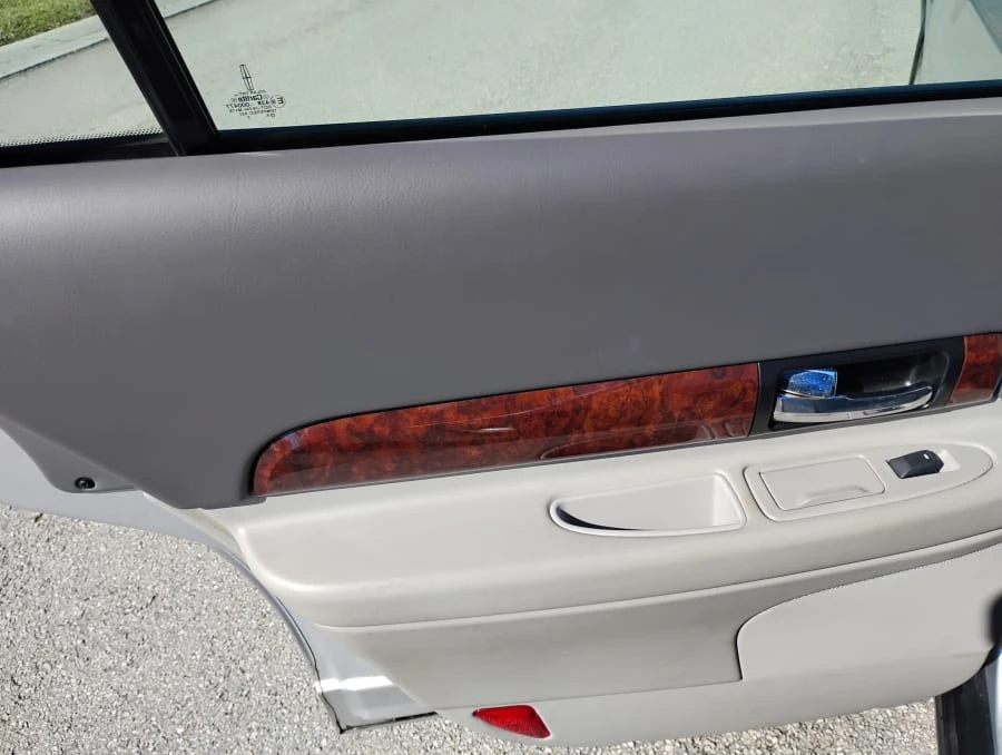 2001 Lincoln LS - Image 15 of 18