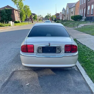 2001 Lincoln LS V8 Sedan 4D