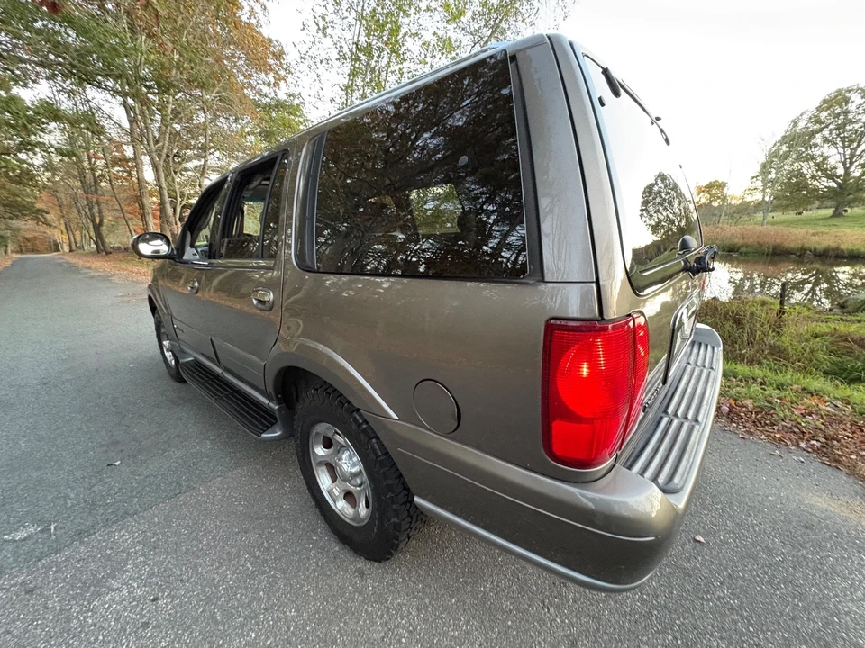2001 Lincoln Navigator 1st Gen - Image 8 of 21