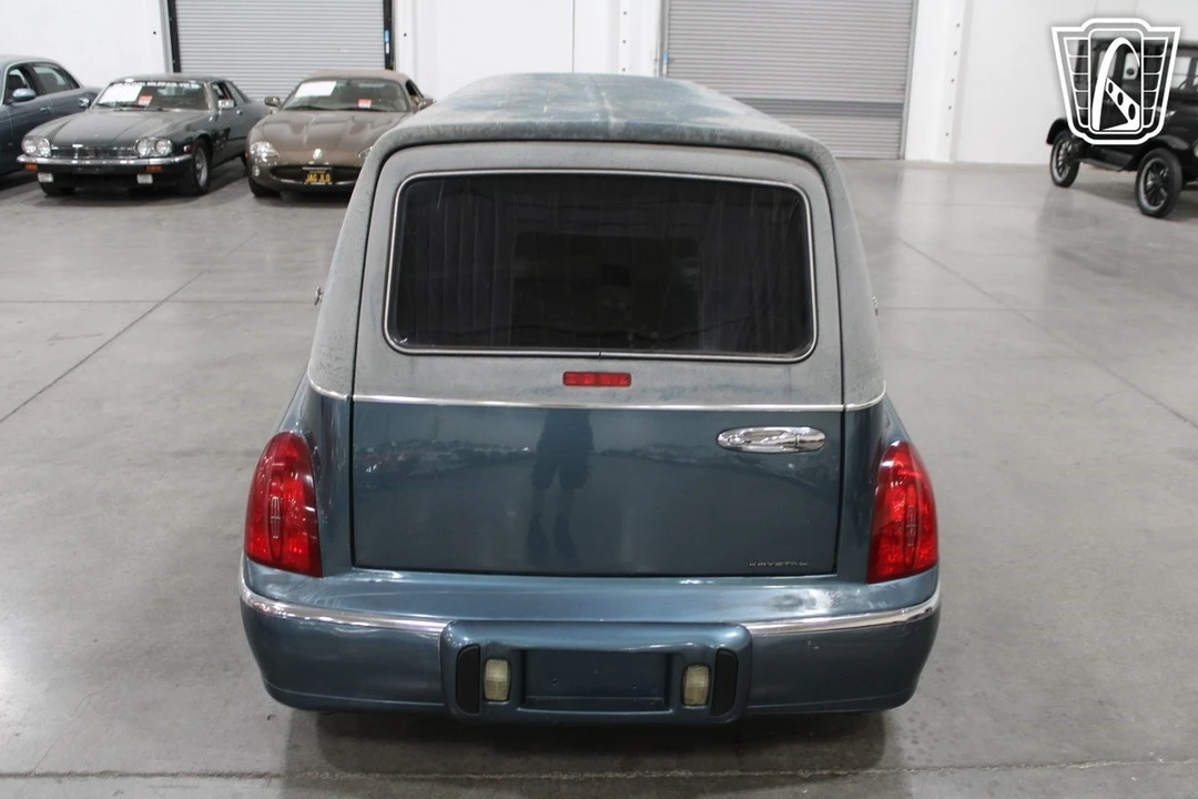 2001 Lincoln Town Car - Image 11 of 21