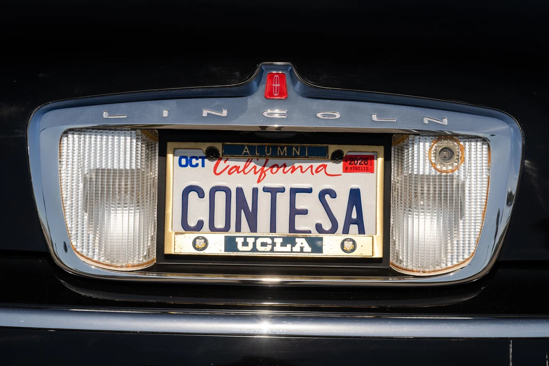 2001 Lincoln Town Car - Image 27 of 31