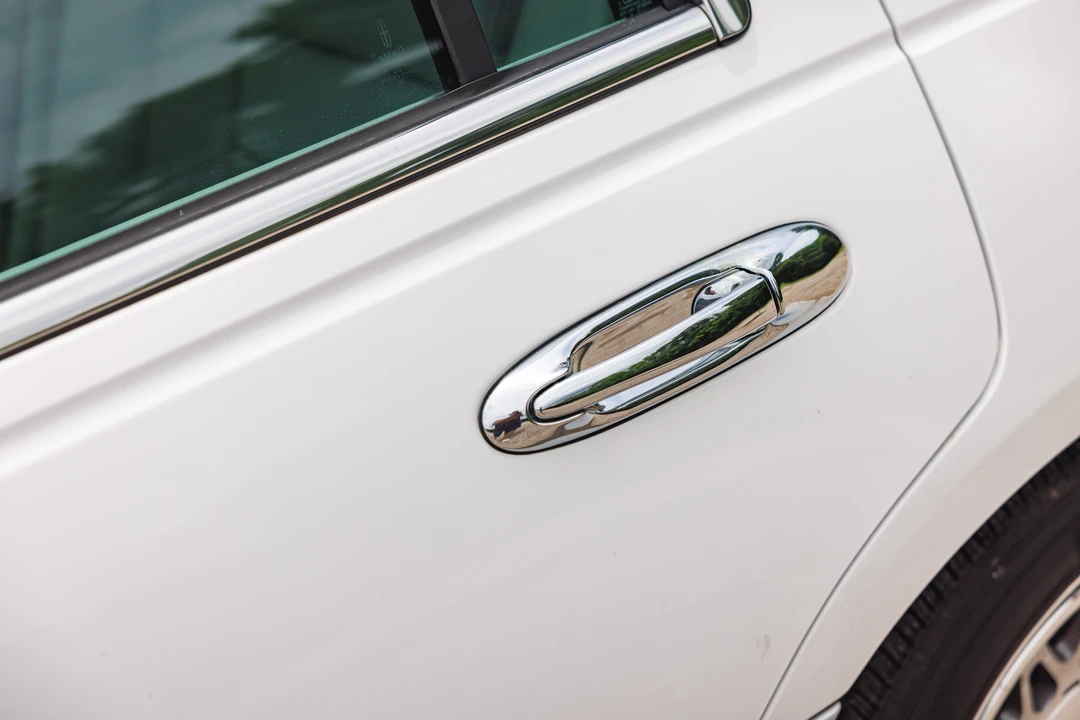 2001 Lincoln Town Car - Image 31 of 31
