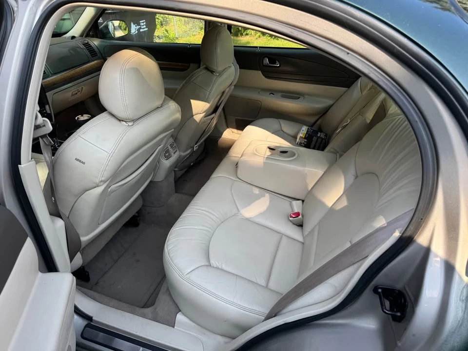 2001 Lincoln Continental 9th Gen - Image 4 of 9