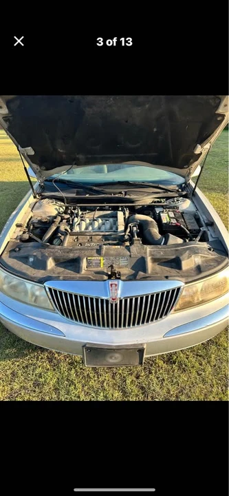 2001 Lincoln Continental 9th Gen - Image 2 of 10