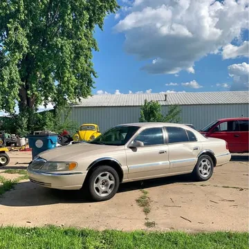 2001 Lincoln Continental