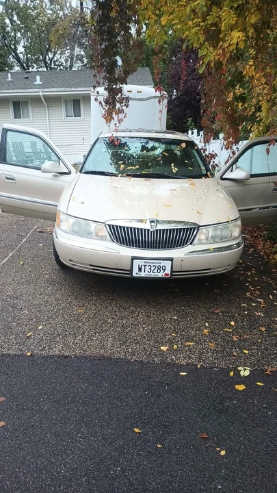 2001 Lincoln Continental 9th Gen - Image 6 of 6