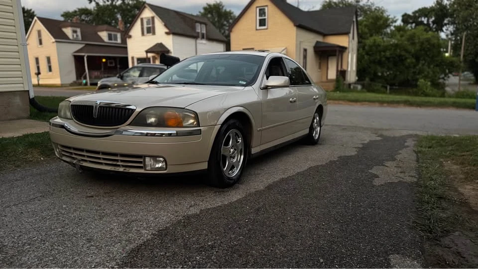 2001 Lincoln LS - Image 3 of 9