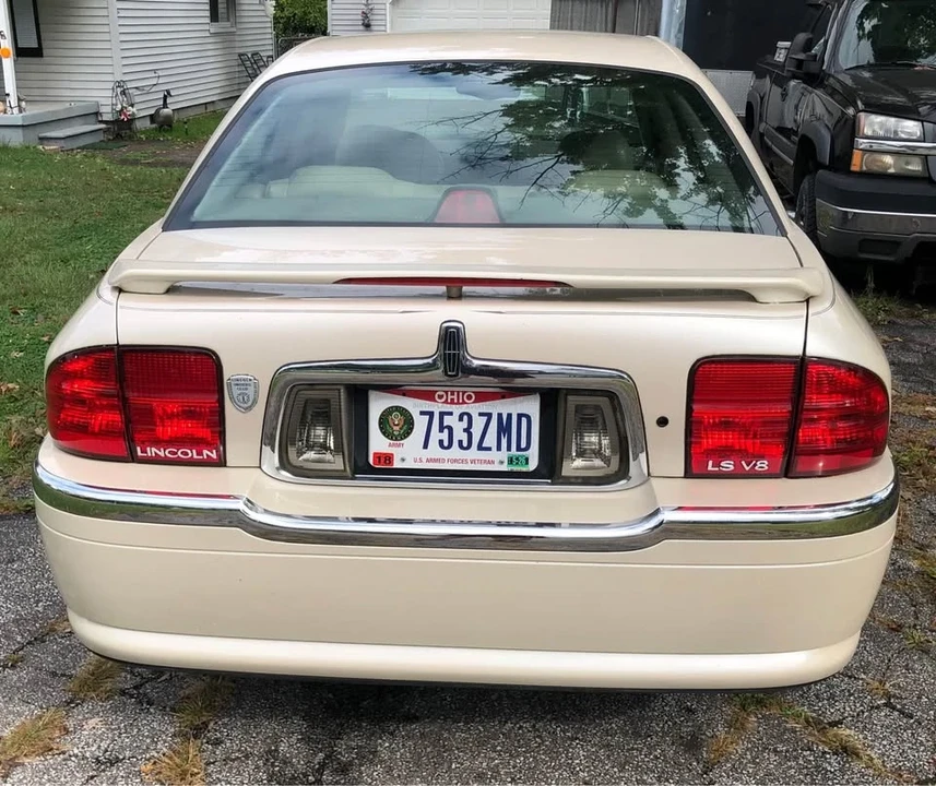 2001 Lincoln LS - Image 4 of 18