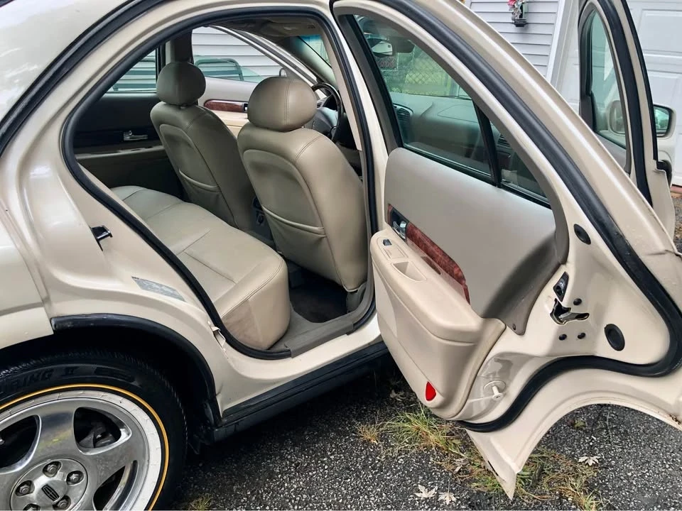 2001 Lincoln LS - Image 12 of 18