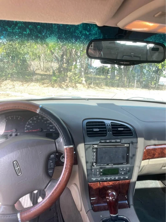2001 Lincoln LS - Image 13 of 14