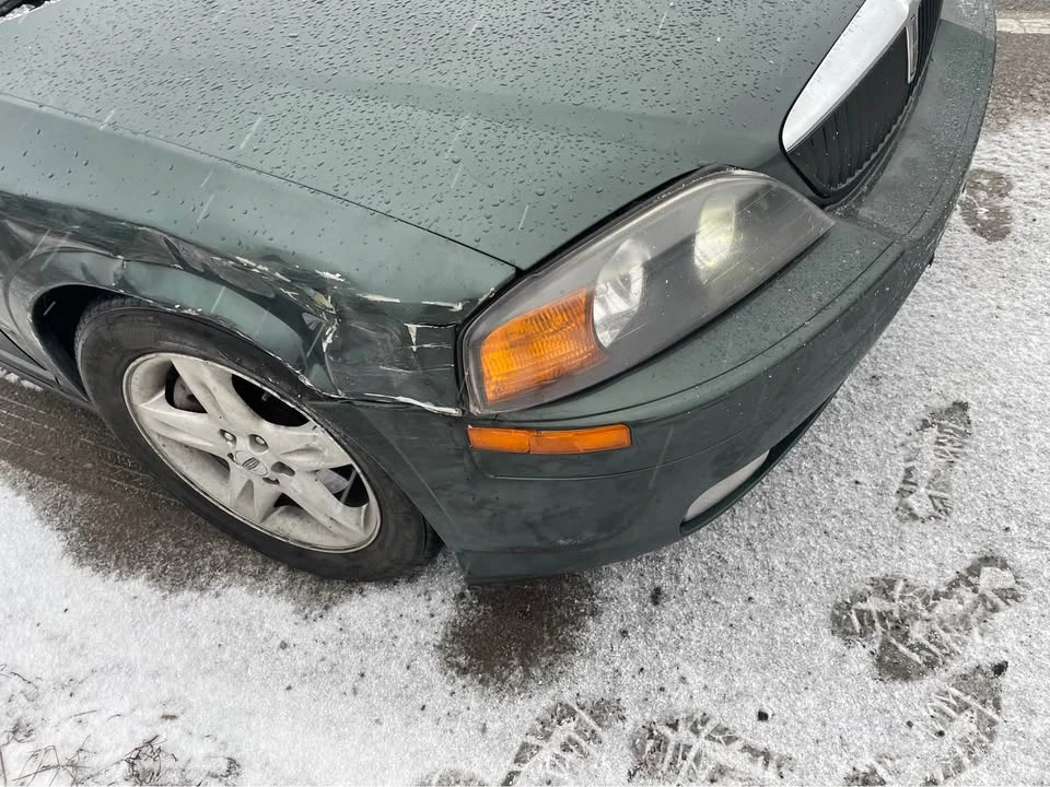 2001 Lincoln LS - Image 10 of 11