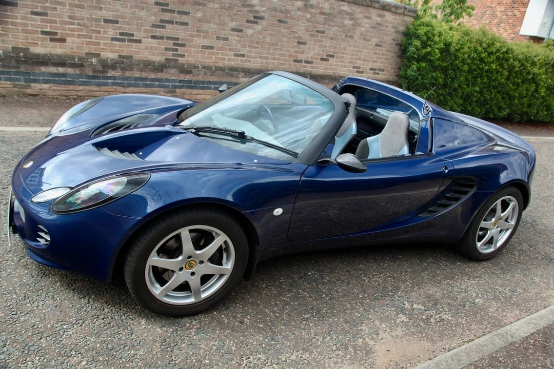 2001 Lotus Elise Series 1 - Image 3 of 30