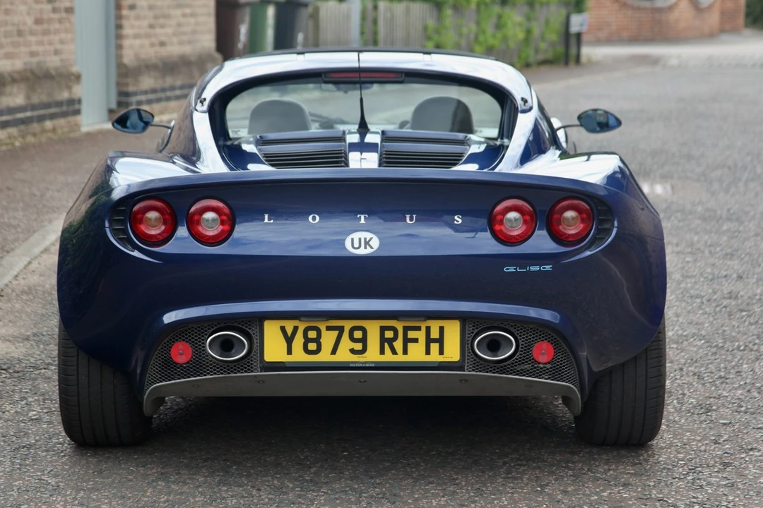 2001 Lotus Elise Series 1 - Image 17 of 30