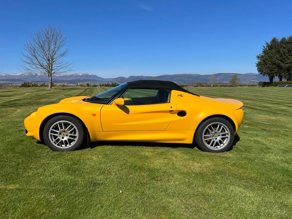2001 Lotus Elise Series 1 - Image 16 of 30