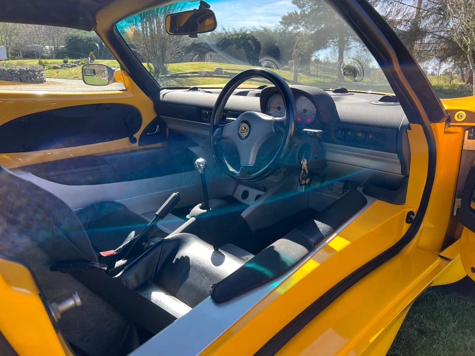 2001 Lotus Elise Series 1 - Image 22 of 30