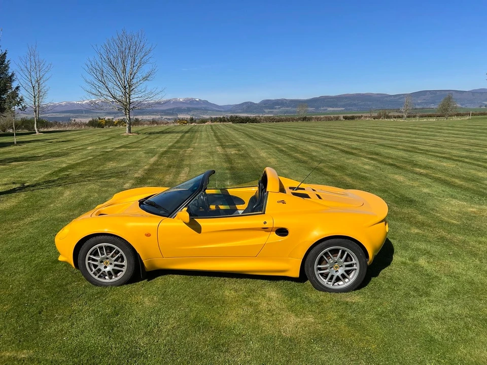 2001 Lotus Elise Series 1 - Image 10 of 30