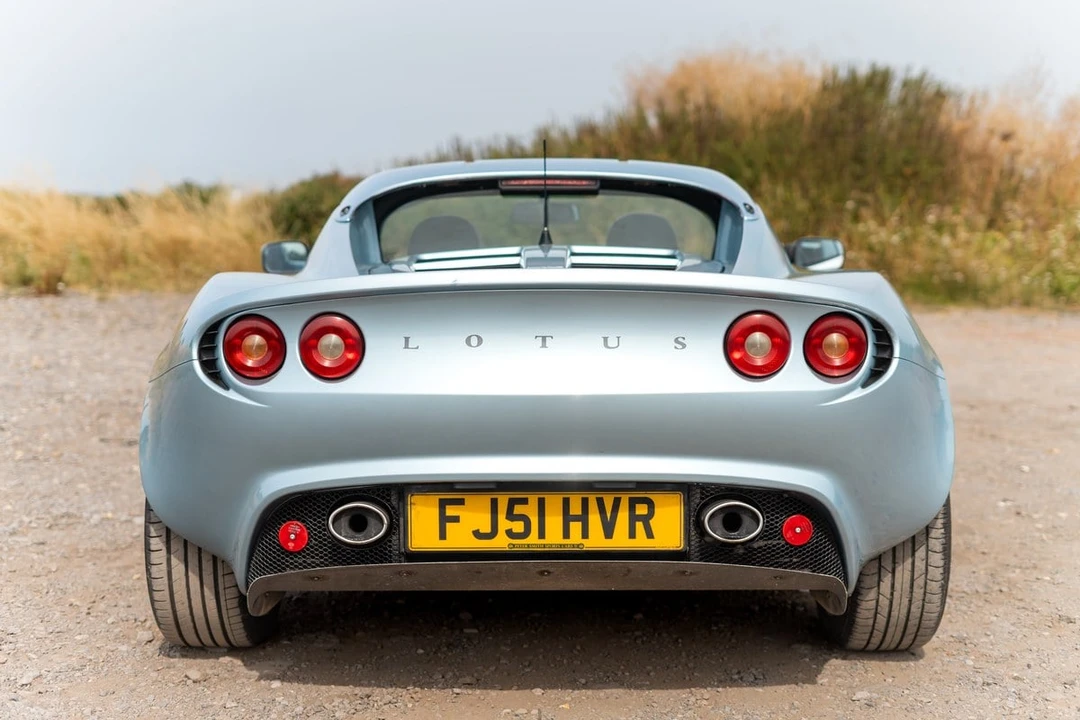 2001 Lotus Elise Series 1 - Image 29 of 30