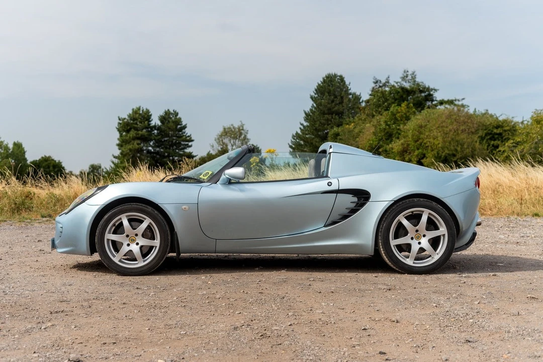 2001 Lotus Elise Series 1 - Image 15 of 30