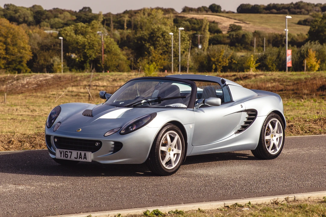 2001 Lotus Elise Series 2 - Image 2 of 31
