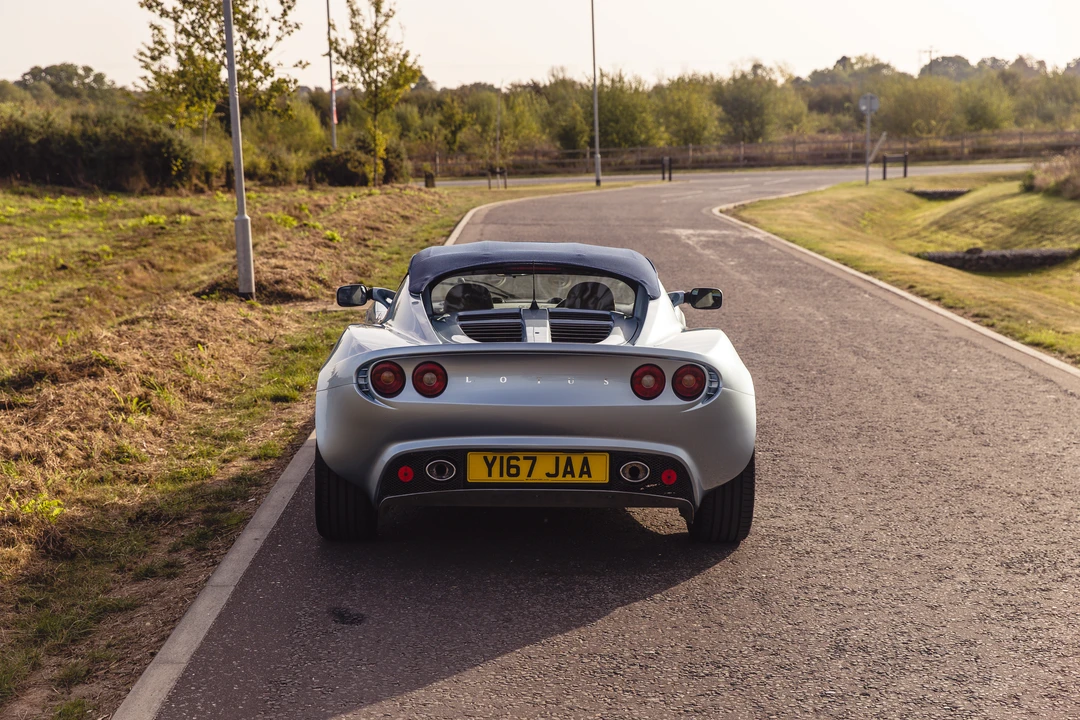 2001 Lotus Elise Series 2 - Image 7 of 31