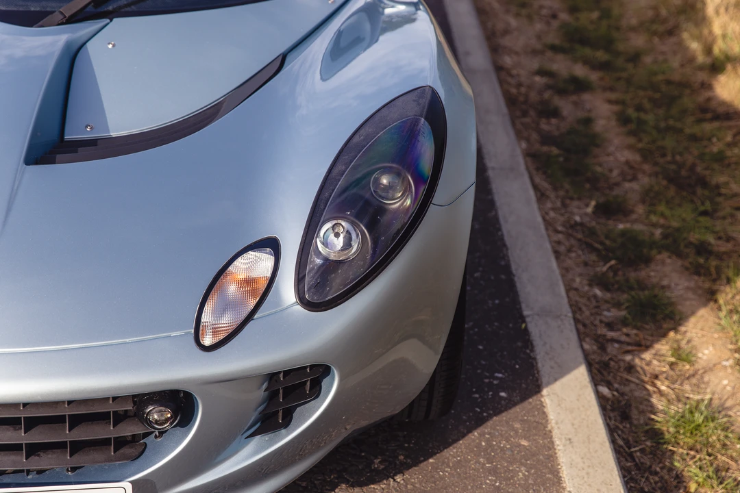 2001 Lotus Elise Series 2 - Image 14 of 31