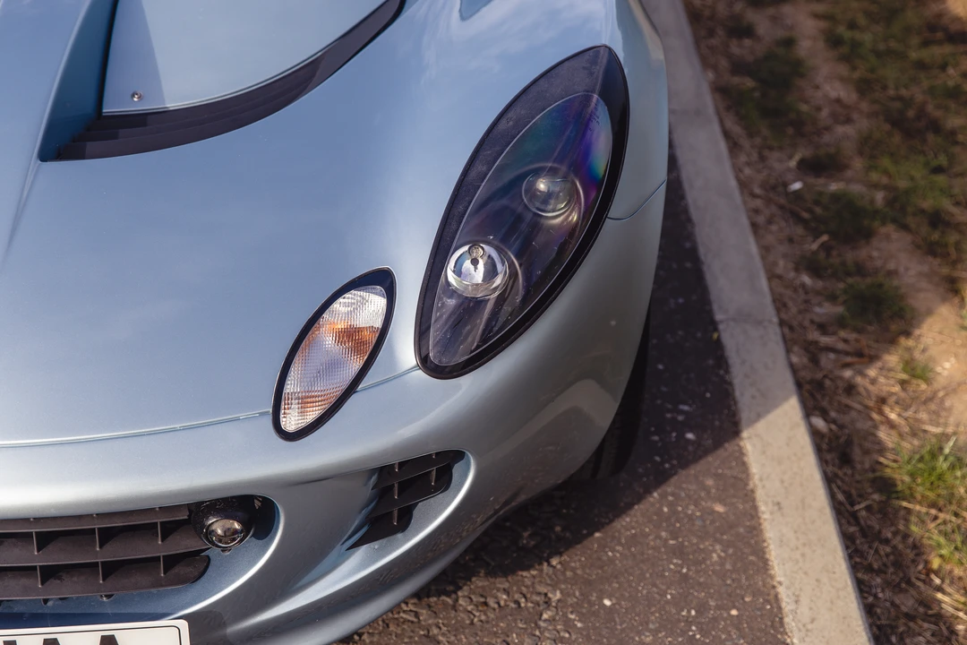 2001 Lotus Elise Series 2 - Image 16 of 31