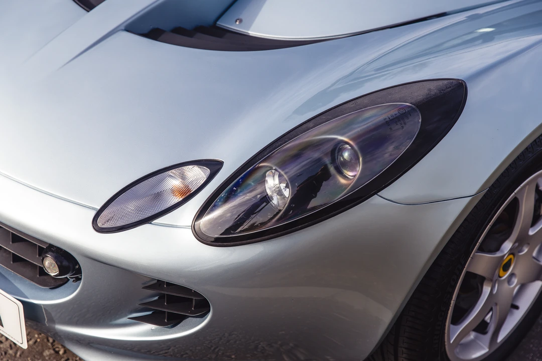 2001 Lotus Elise Series 2 - Image 17 of 31