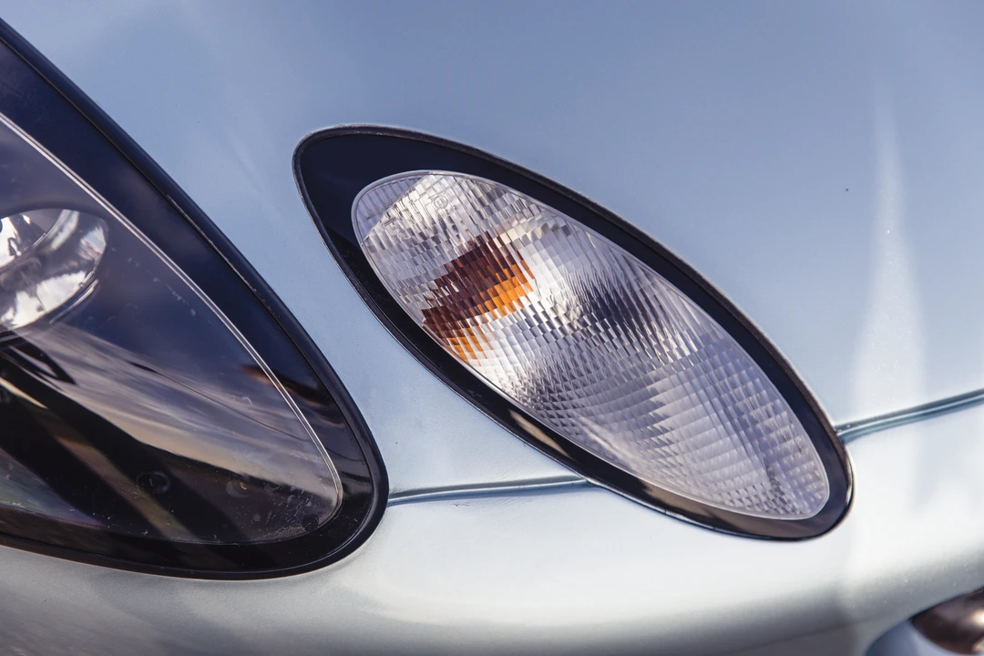 2001 Lotus Elise Series 2 - Image 29 of 31