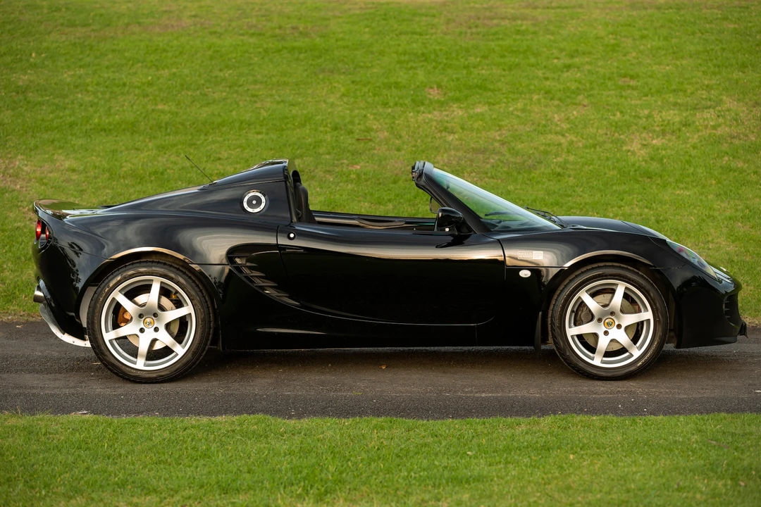 2001 Lotus Elise Series 2 - Image 8 of 31