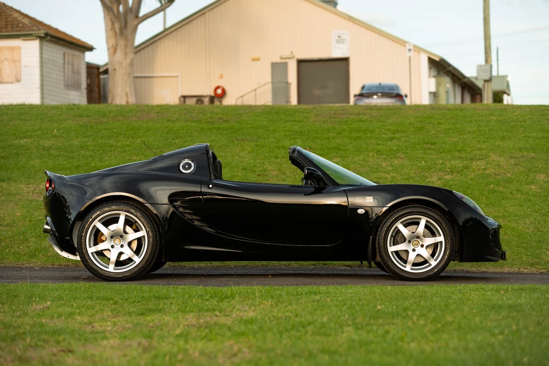 2001 Lotus Elise Series 2 - Image 17 of 31