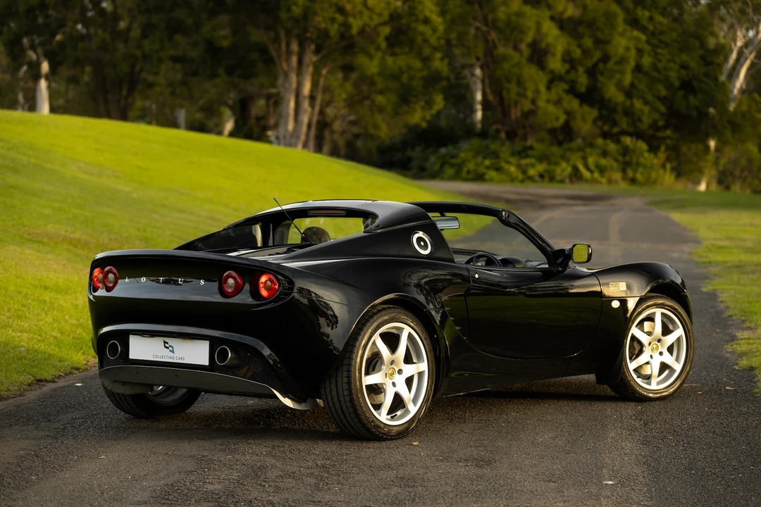 2001 Lotus Elise Series 2 - Image 16 of 31