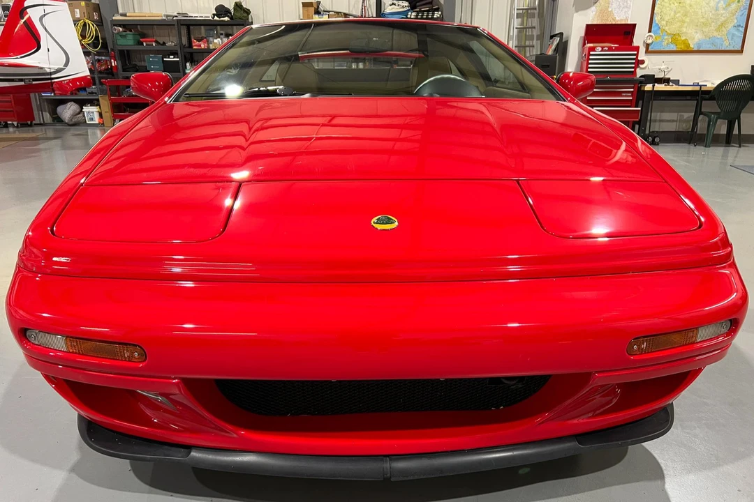 2001 Lotus Esprit Series 4 - Image 2 of 31