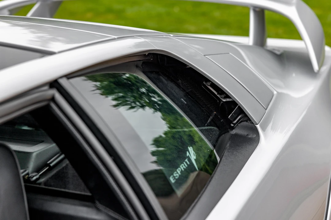 2001 Lotus Esprit Series 4 - Image 27 of 31