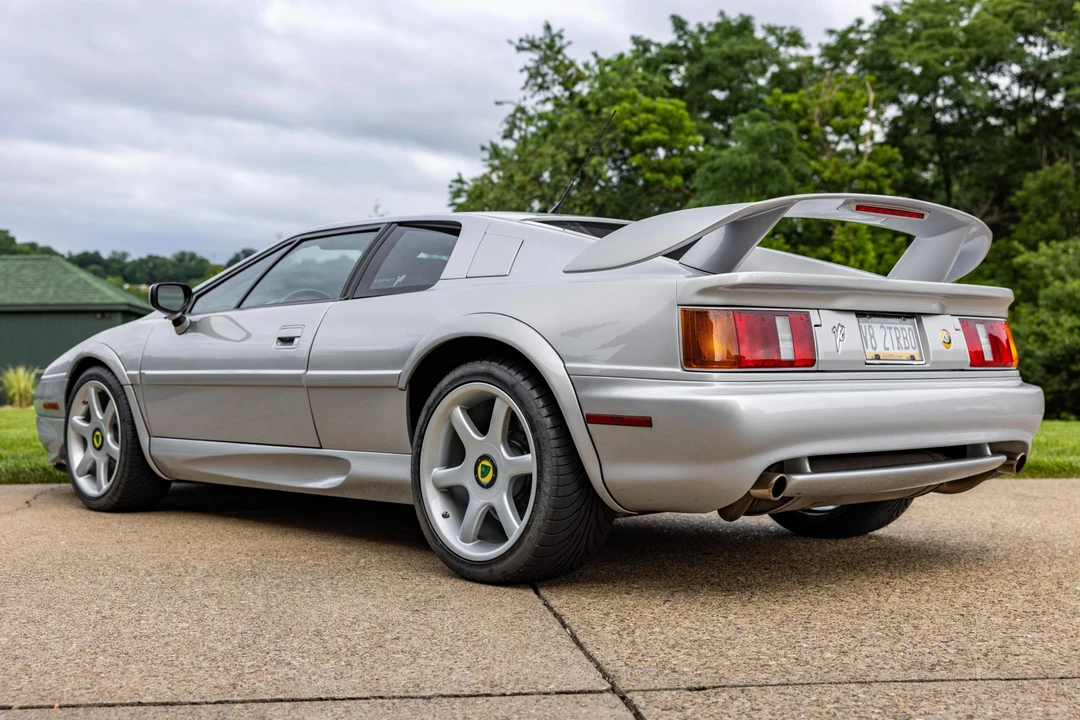 2001 Lotus Esprit Series 4 - Image 4 of 31